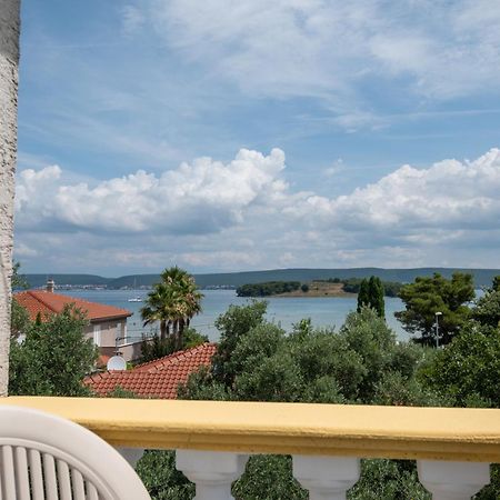 Neviđane Apartments And Rooms By The Sea Mrljane, Pasman - 327 מראה חיצוני תמונה