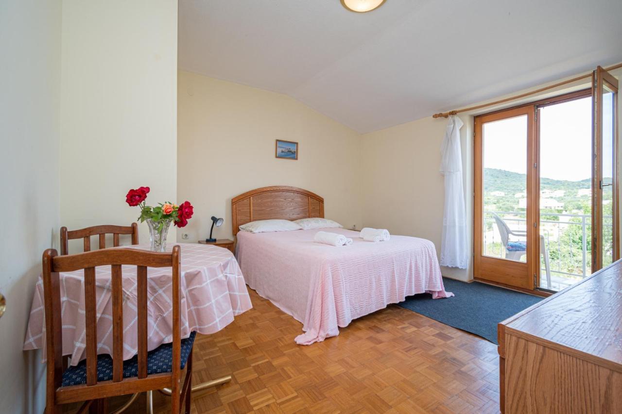 Neviđane Apartments And Rooms By The Sea Mrljane, Pasman - 327 מראה חיצוני תמונה